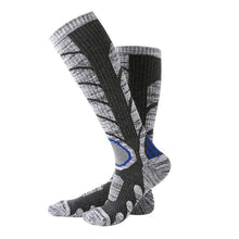 Load image into Gallery viewer, Durable Sports And Socks
